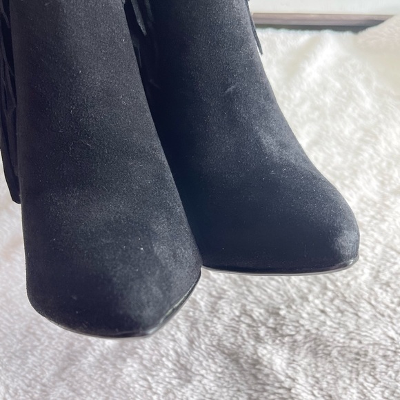 Steve Madden Payyton fringe leather black point toe heel bootie - Picture 5 of 9